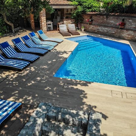 מאלינסקה Villa Amalia Apartments מראה חיצוני תמונה
