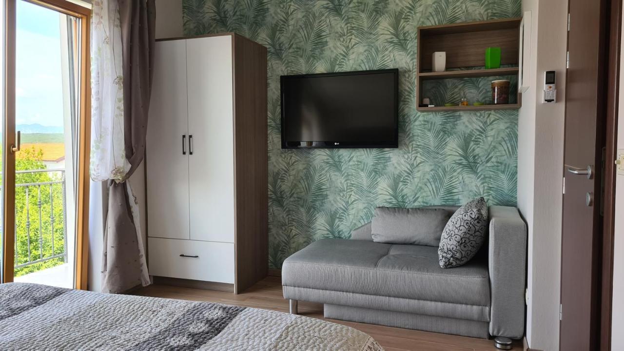 מאלינסקה Villa Amalia Apartments מראה חיצוני תמונה