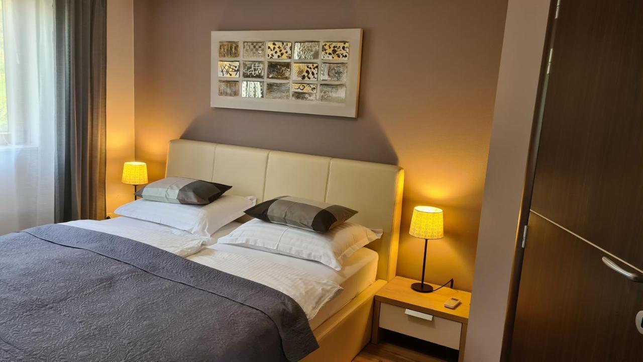 מאלינסקה Villa Amalia Apartments מראה חיצוני תמונה