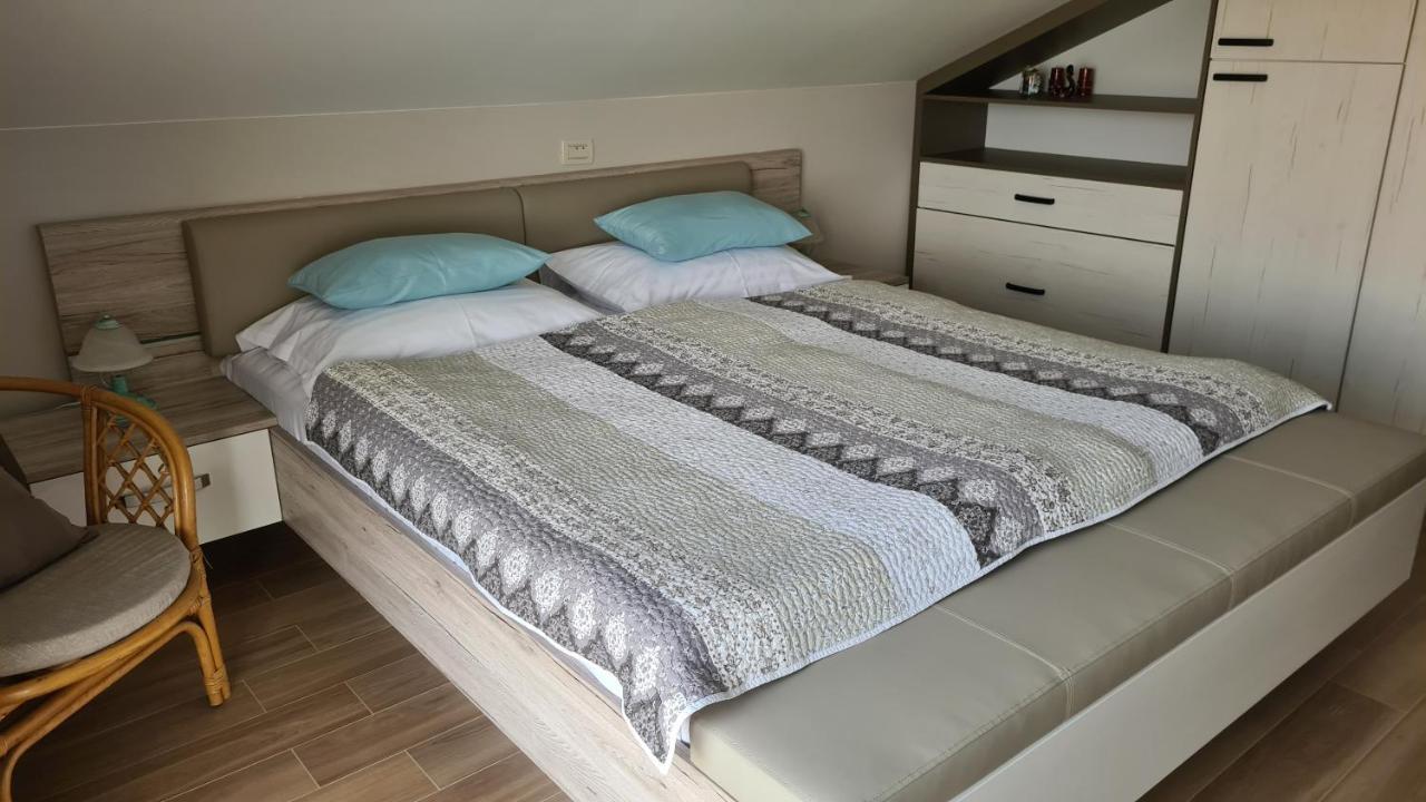 מאלינסקה Villa Amalia Apartments מראה חיצוני תמונה