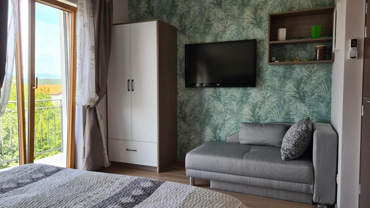 מאלינסקה Villa Amalia Apartments מראה חיצוני תמונה