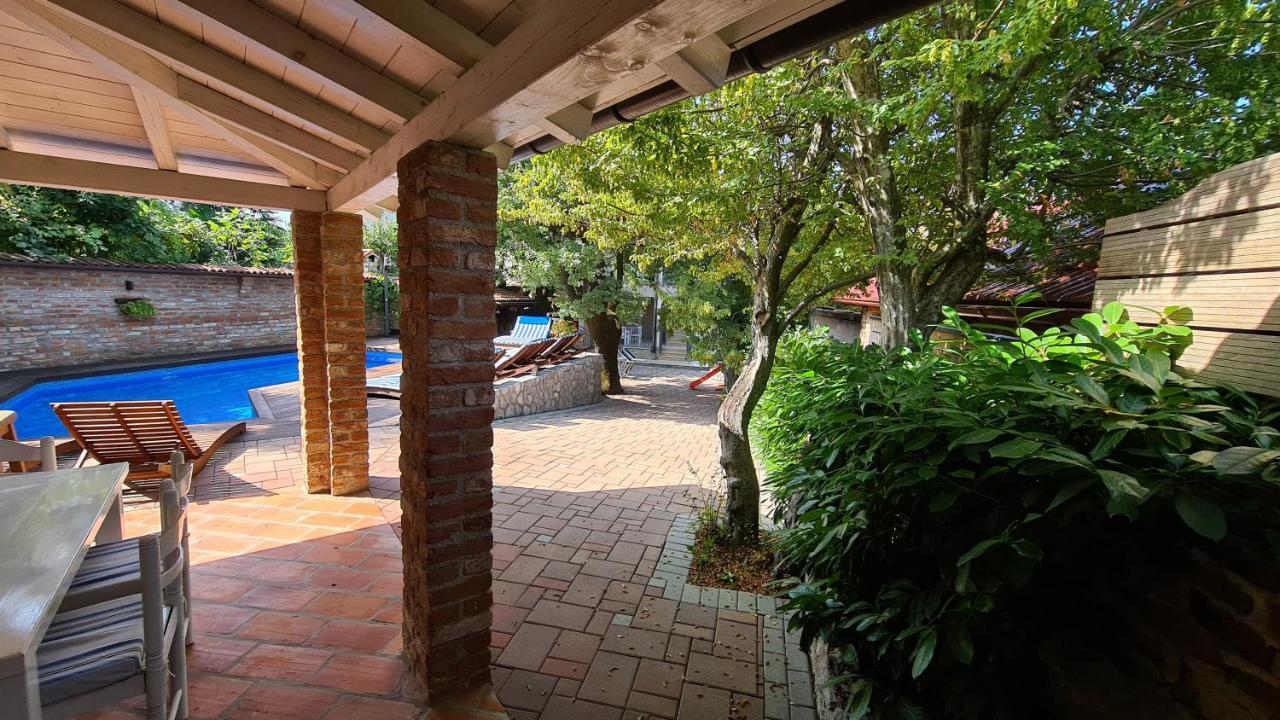 מאלינסקה Villa Amalia Apartments מראה חיצוני תמונה