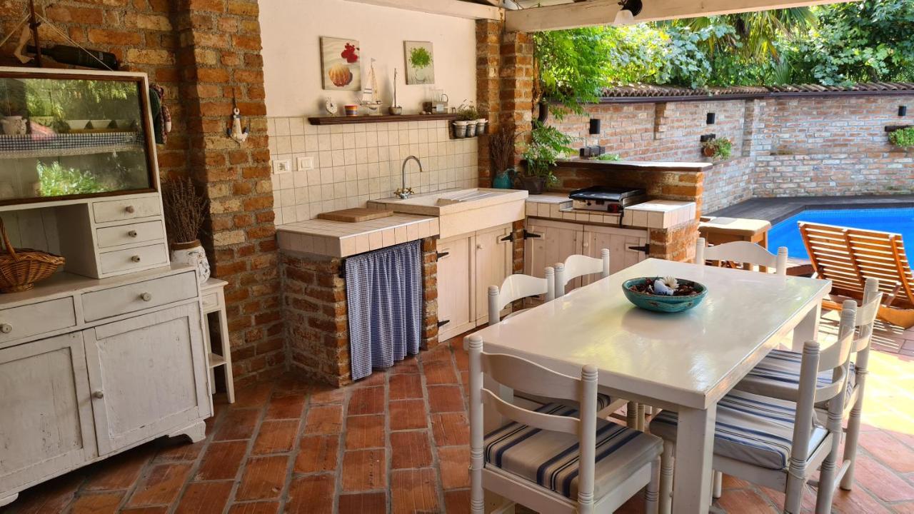 מאלינסקה Villa Amalia Apartments מראה חיצוני תמונה