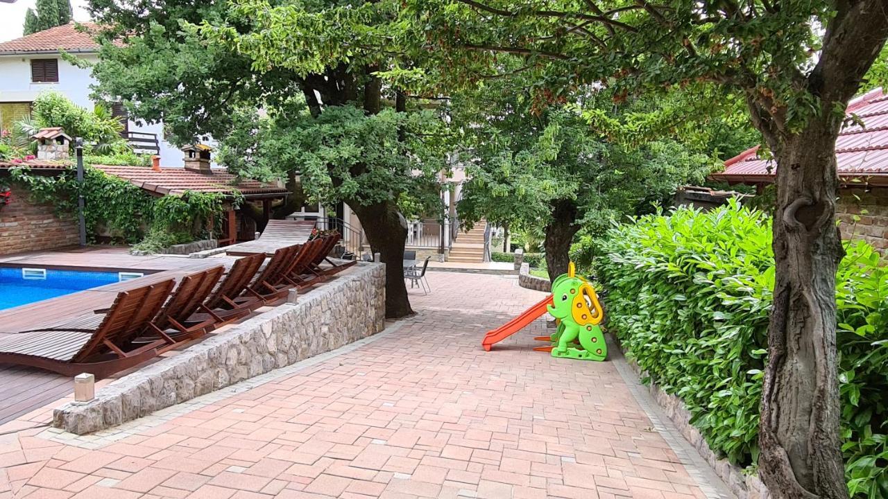 מאלינסקה Villa Amalia Apartments מראה חיצוני תמונה