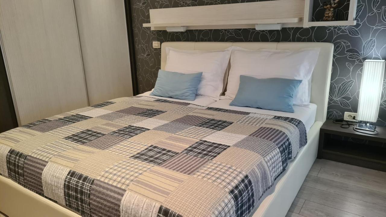 מאלינסקה Villa Amalia Apartments מראה חיצוני תמונה