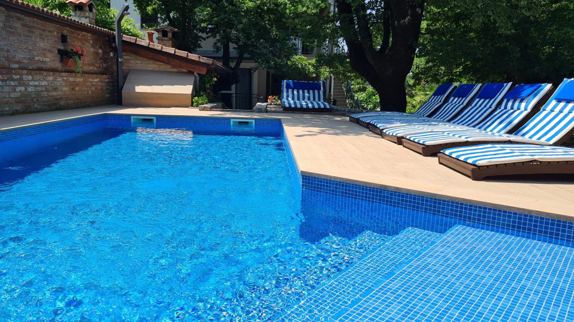 מאלינסקה Villa Amalia Apartments מראה חיצוני תמונה