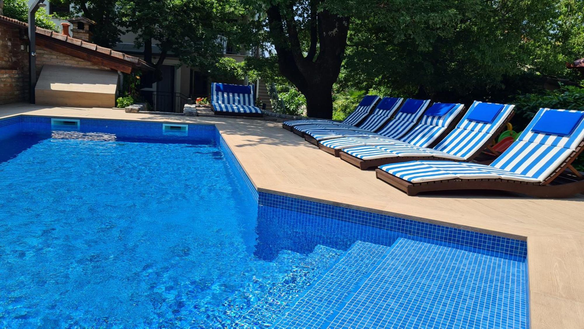 מאלינסקה Villa Amalia Apartments מראה חיצוני תמונה